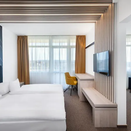 Hunguest Helios Hotel 4*