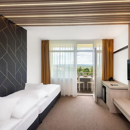 Hunguest Helios Hotel 4*