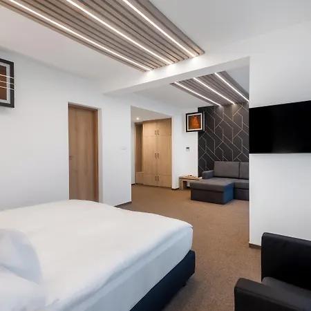 Hunguest Helios Hotel